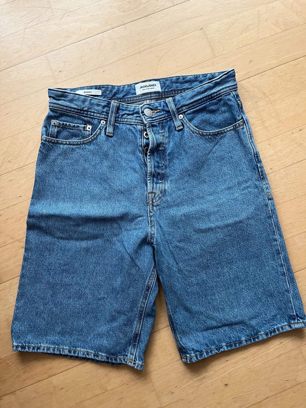 Lotti & Set di vestiti: Kleiderpaket "Hosen" Gr. 164/ XS – Usato da Bern venduto da Primavera0 5
