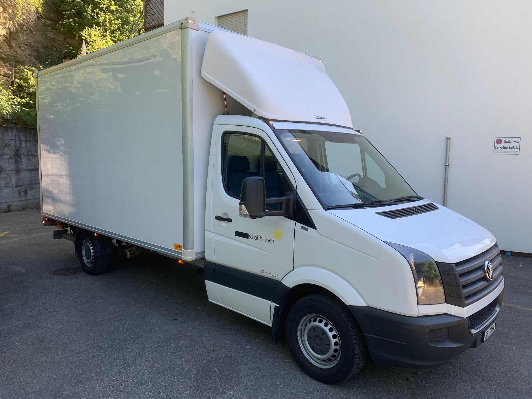 VW Veicoli commerciali: VW Crafter 35 Koffer mit Hebebühne ab MFK – Usato da Schaffhausen venduto da MesicMotors 1