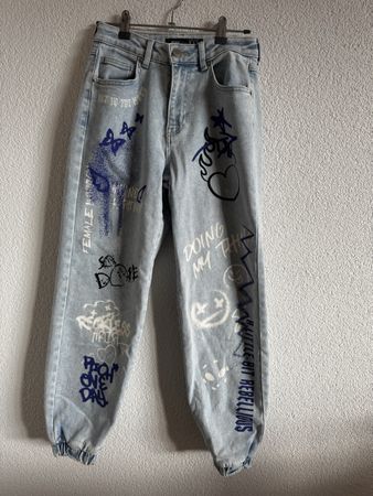 Coole Streetstyle Jeans, neuwertig, Grösse XXS