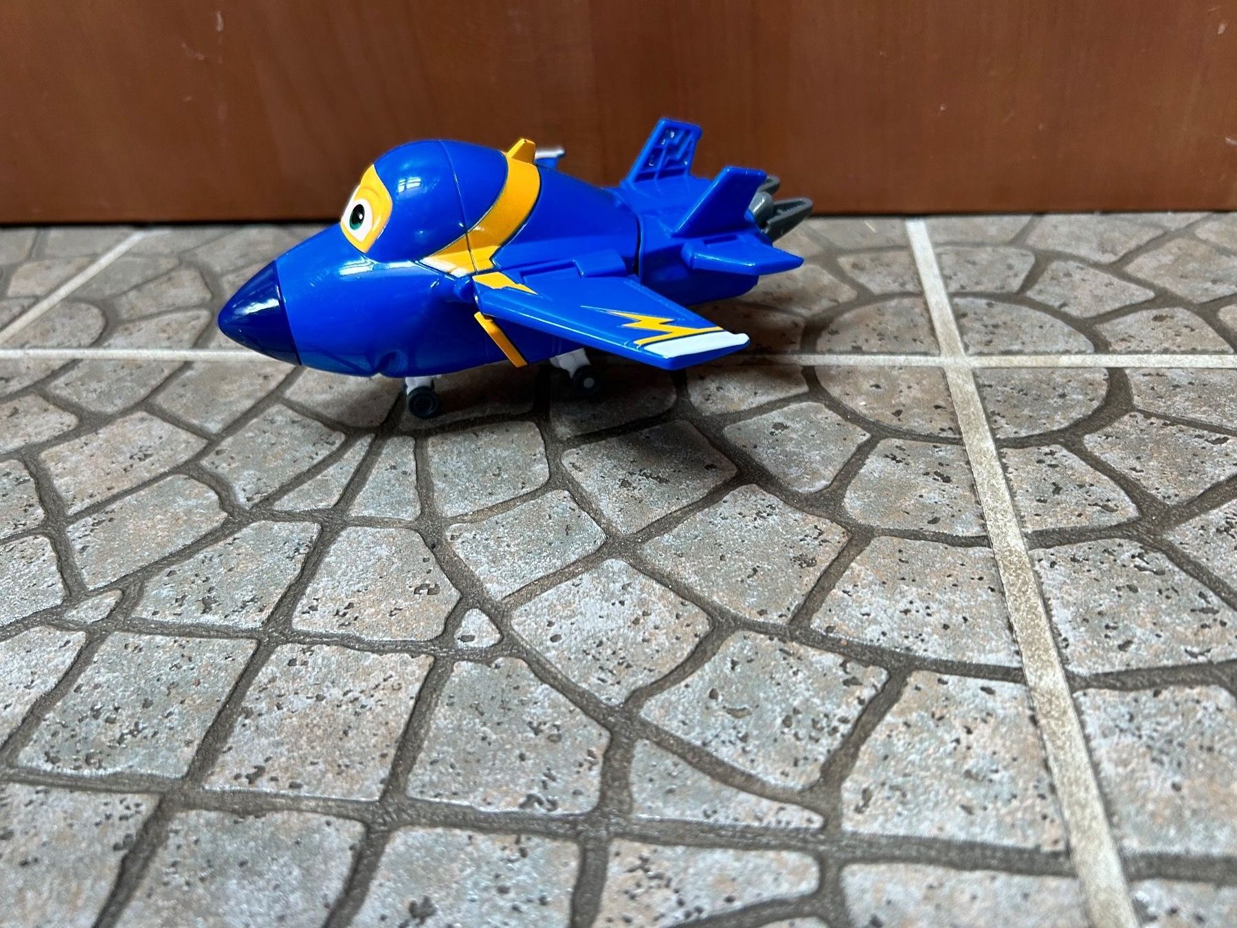 Spielzeuge: Super Wings: Jett, Dizzy und Jerome – Gebraucht aus Aesch LU von Topangebot_2011 2
