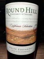 Round hill selection white zinfandel rosé 2011