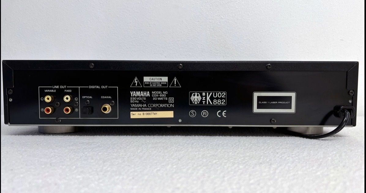 Yamaha Lettore multimediale & Streamer: YAMAHA Natural Sound Compact Disk Player CDX-890 Pro-Bit – Usato da Trimbach venduto da SABO-61 8