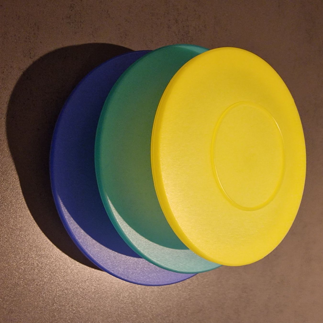 Tupperware Behälter & Ähnliches: Tupperware 3er Teller/Behälter Set – Gebraucht aus Wohlen AG von alphons31