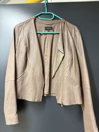 Schöne Frühlings-Jacke von Comma, Grösse 36