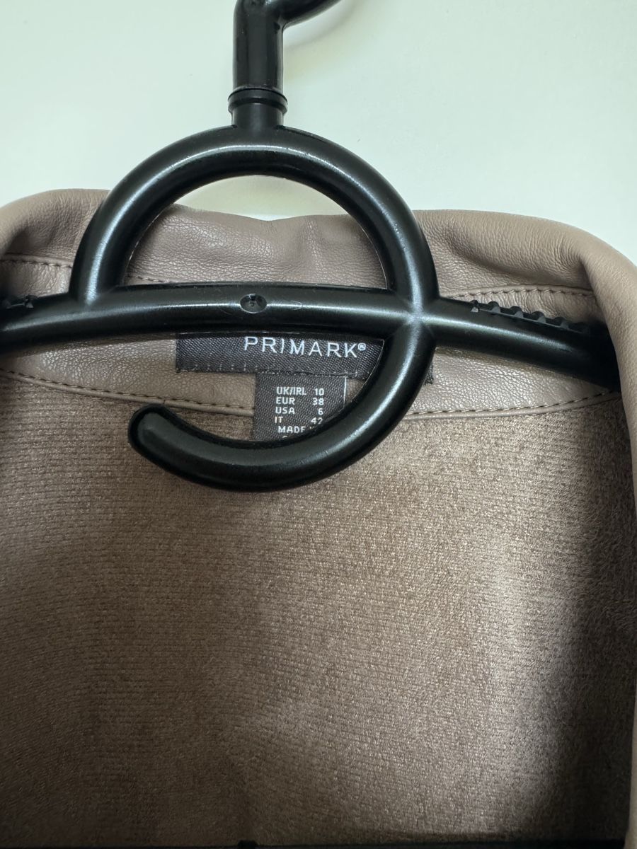 Primark Giacche: Trendige Übergangsjacke im Lederlock – Usato da Zollikofen venduto da alessia.sarah 3