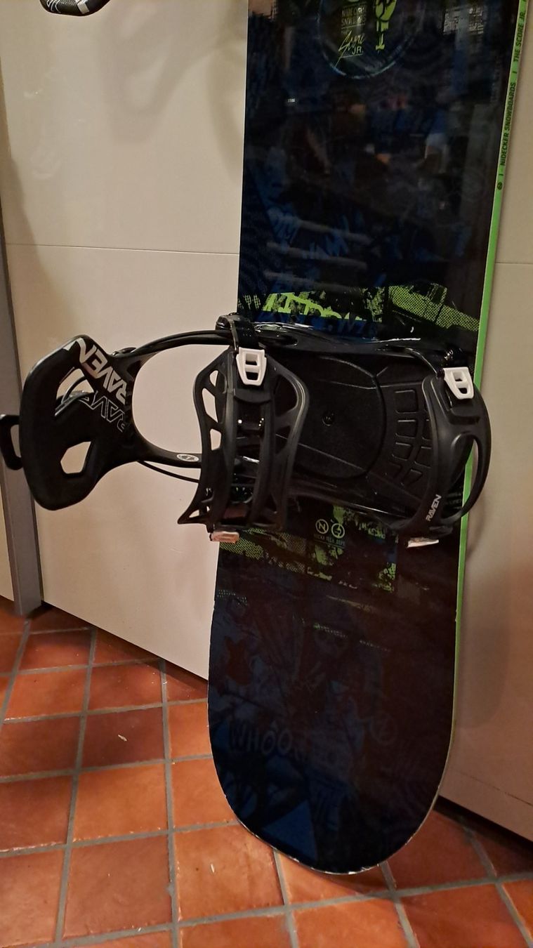 Nidecker Board: Nidecker Snowboard 143W inkl. Neue Bindung – Nuovo (secondo la descrizione) da Oberrieden venduto da Raja011 6
