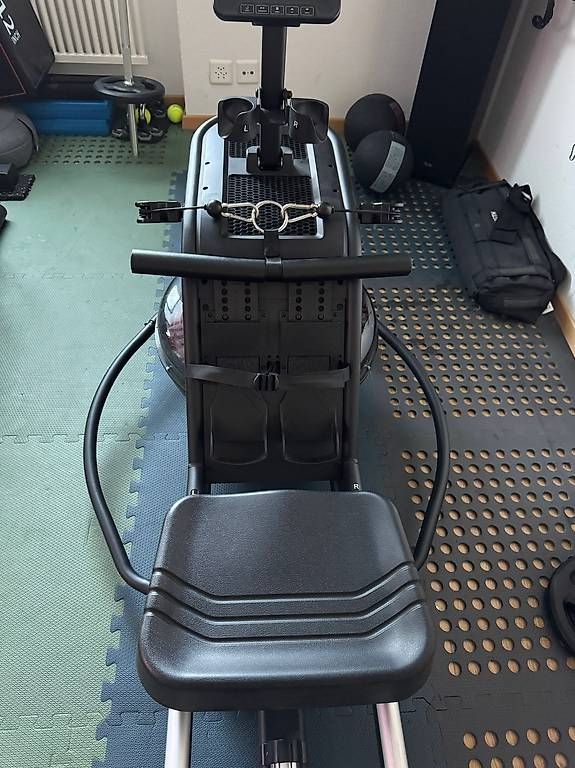 Hometrainer: Hammer WaterEffect3D Rudergerät – Usato da Volketswil venduto da Aurussaurus 3