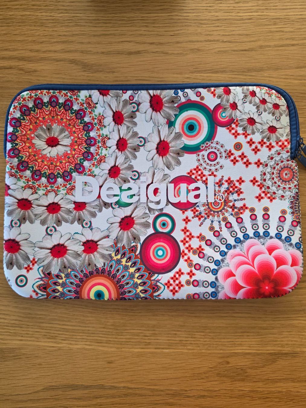Desigual Covers & Borse: Desigual Laptoptasche NEU – Nuovo e nell'imballaggio originale da Rotkreuz venduto da Bibi2405