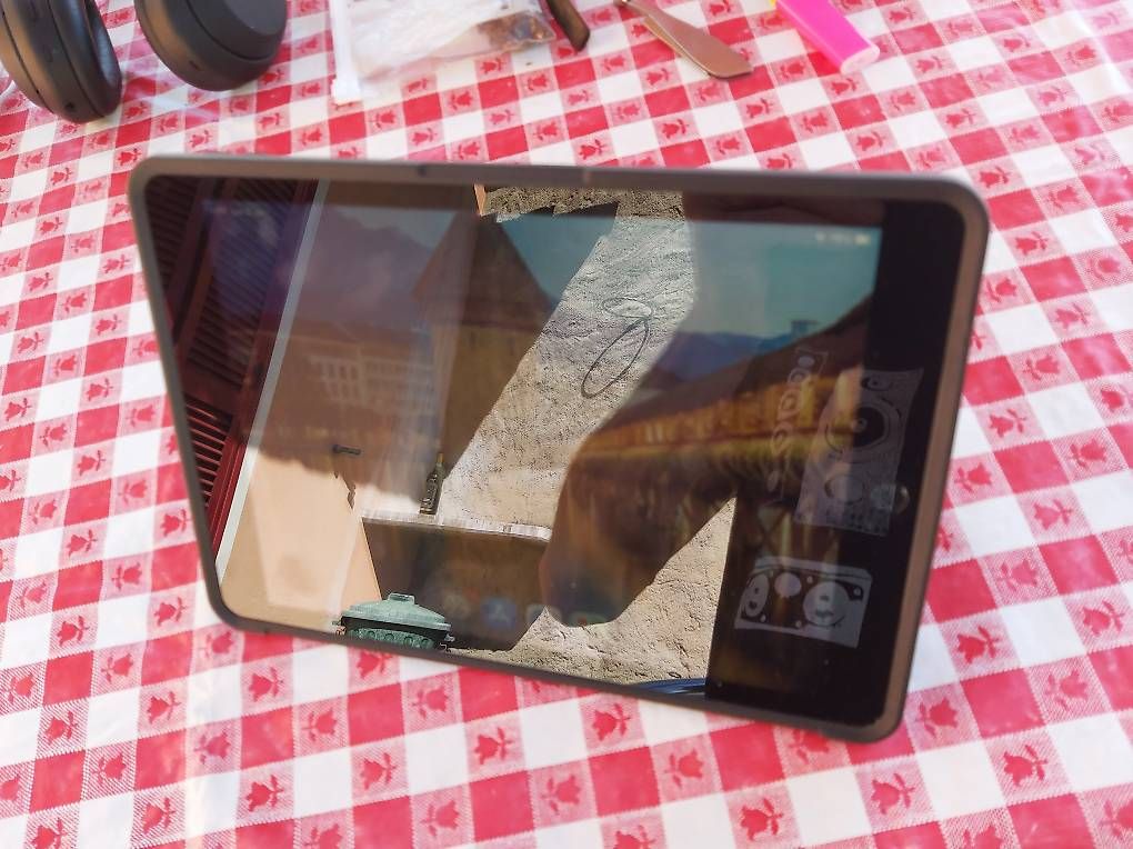 Tablet PC: IPad 9te Generation mit Schütthülle Panzer  – Usato da Obernau venduto da chr_s5xx 4