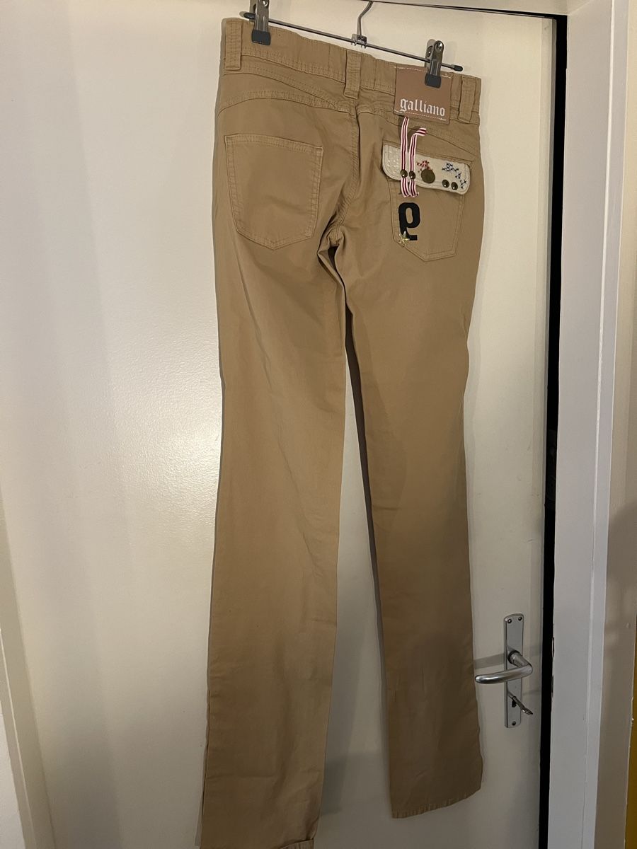 John Galliano Hosen: Pantalon Galliano – Gebraucht aus Neuchâtel von alexandrigor 1
