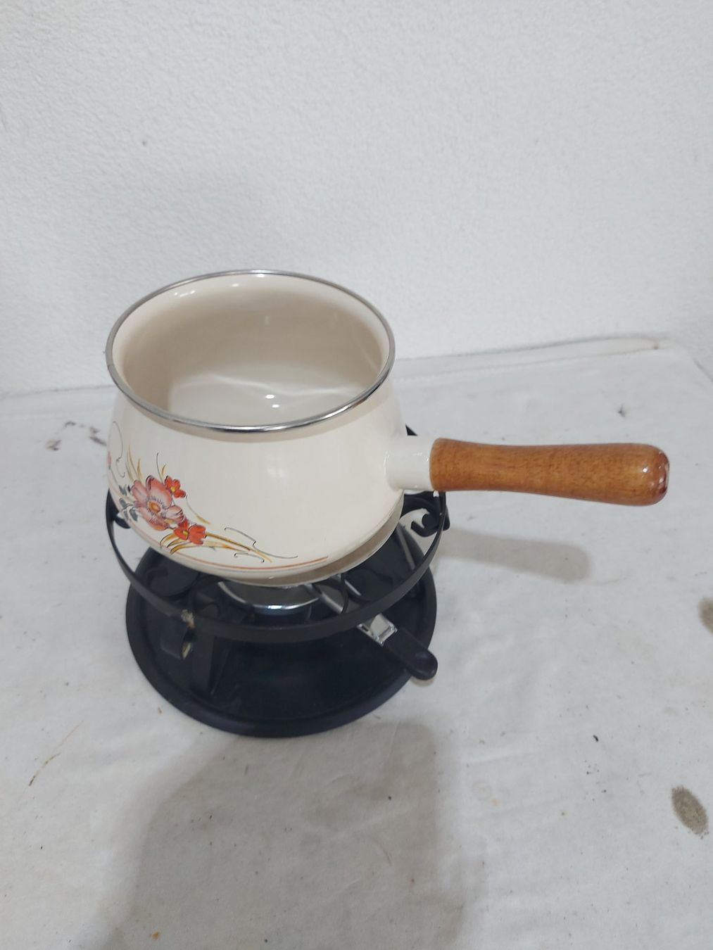 Küchengeräte: Fondue Sets mit Caquelon und Rechaud (5) – Gebraucht aus Rheinau von profitronic.shop