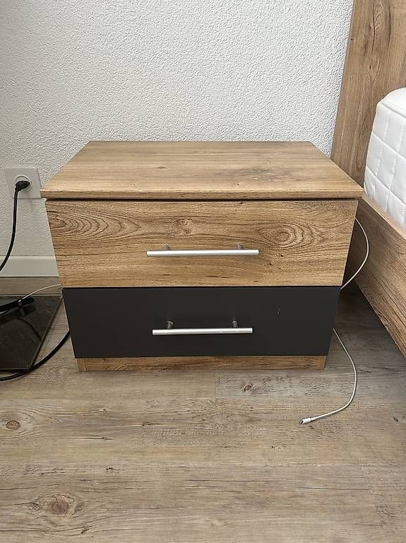 Conforama Letti: Bett mit Matratze & 2 Nachttische – Usato da Kreuzlingen venduto da jael-joe 3