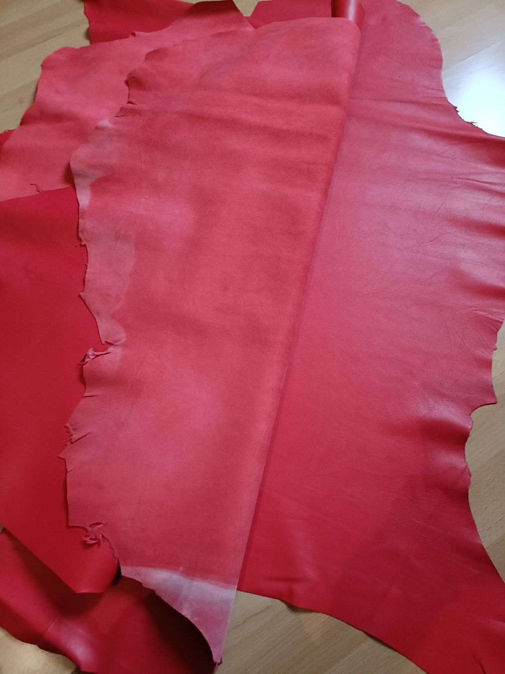 Stoffe: Leder Häute, 4 Stück, rot, Ziege – Neu (gemäss Beschreibung) aus Basel von destiny2010 2