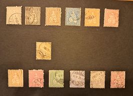 Tolles Lot Sitzende Helvetia weisses Papier