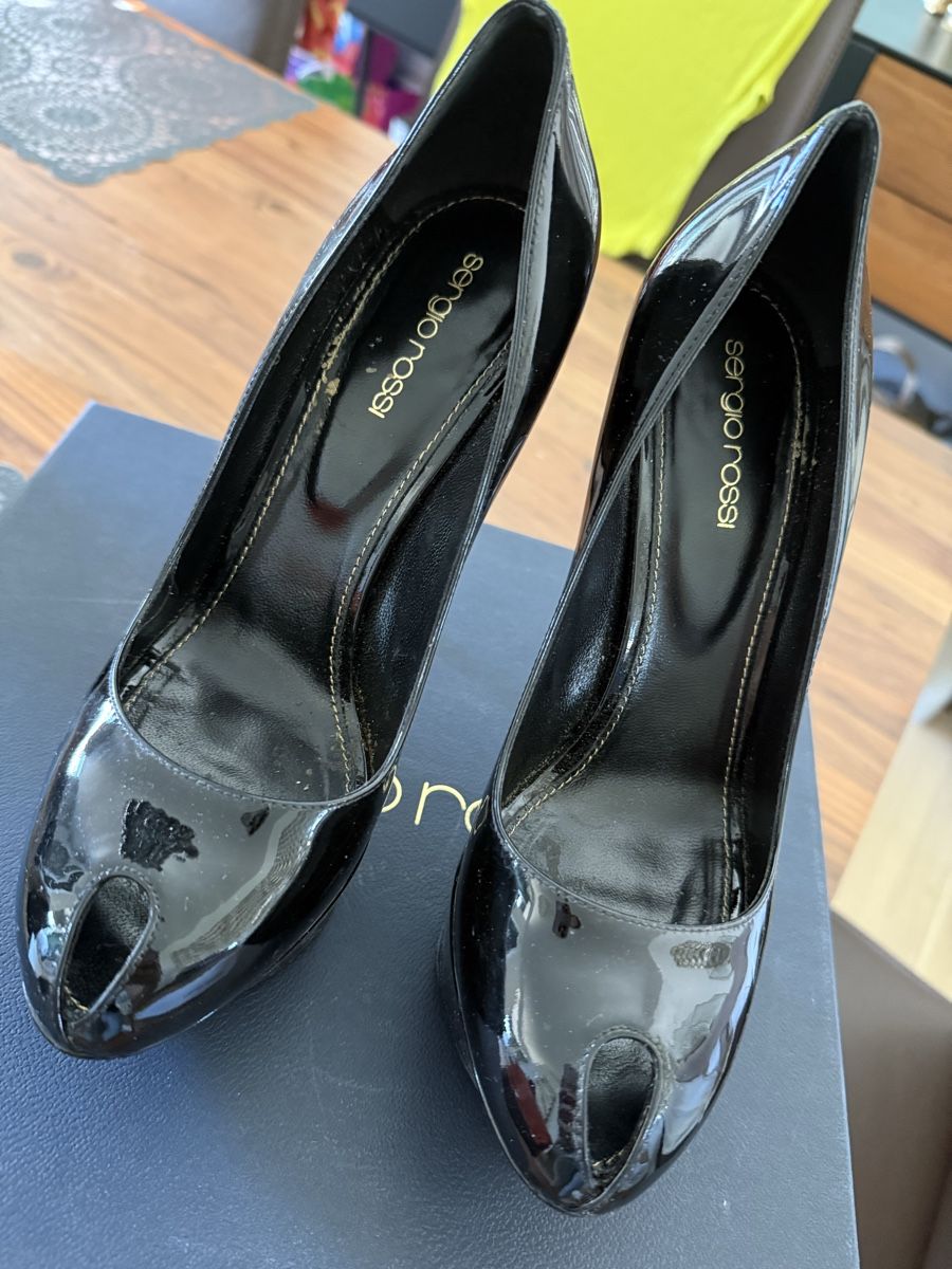 Sergio Rossi Scarpe da donna: Sergio Rossi peeptoe pumps schwarz – Usato da Lausen venduto da san_ddq5