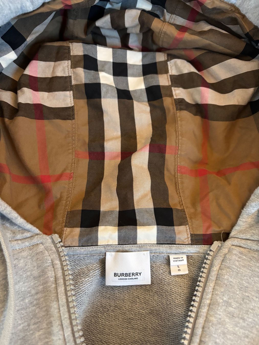Maglioni & Felpe: Burberry Zipper – Usato da Horgen venduto da zimtaoui 2