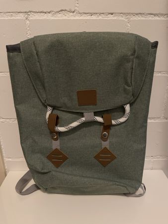 Rucksack Canvas braune Details