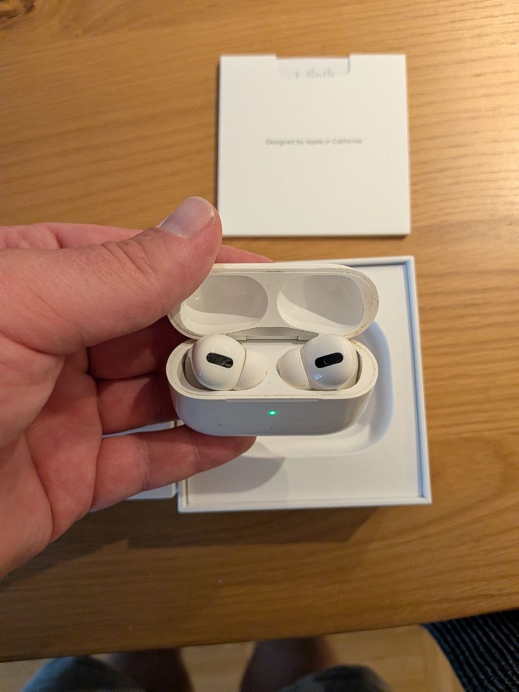 Apple Cuffie: Apple AirPods Pro 1. Generation inkl. Ladecase & OVP – Usato da Steinhausen venduto da MikeAir 1