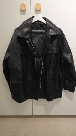 Schicke Lederjacke mit Route 66 Adler-Motiv, Grösse M