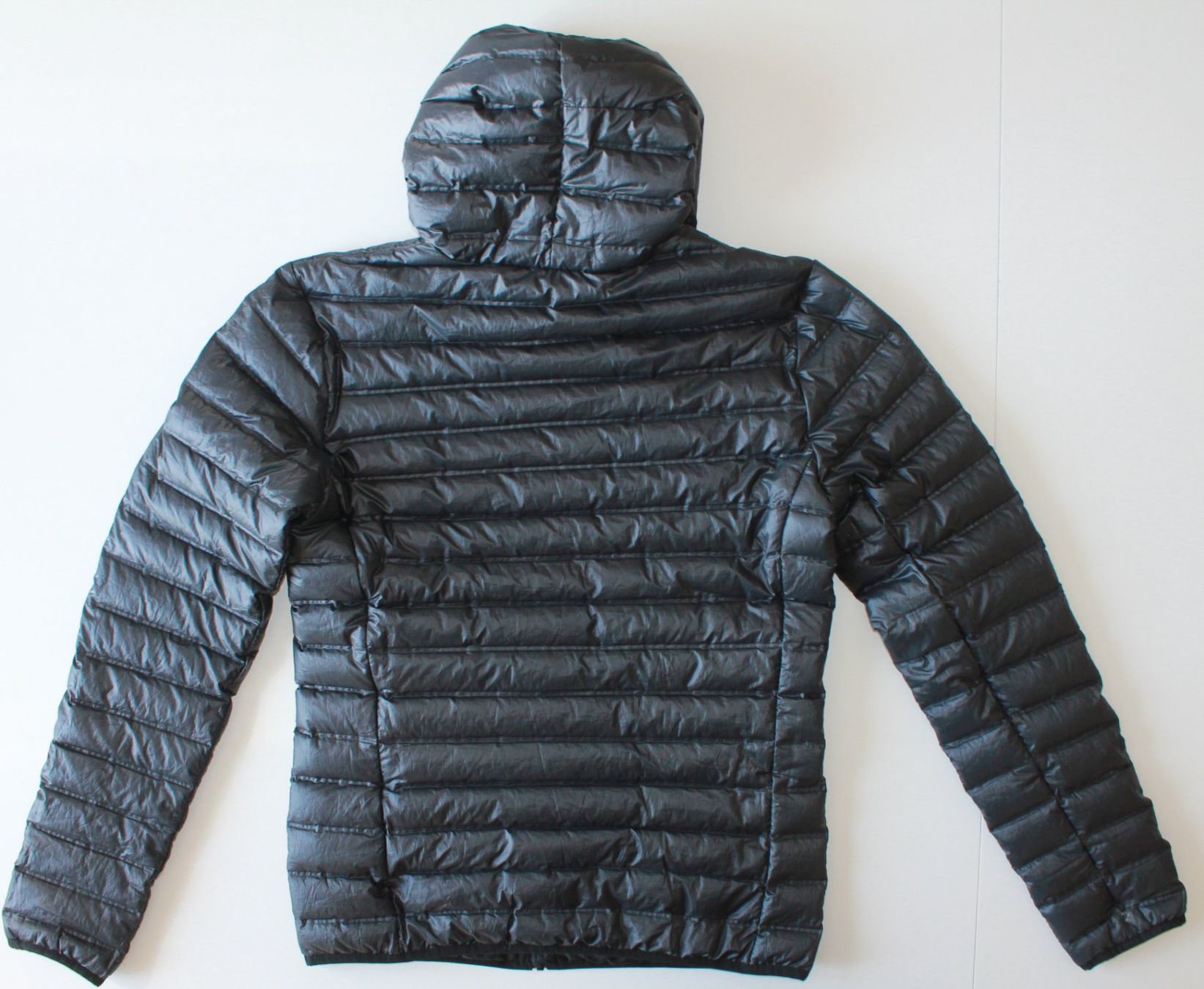 Adidas Jacken: Doudoune Adidas noire à capuche t. S – Gebraucht aus Peseux von Gilloss 4