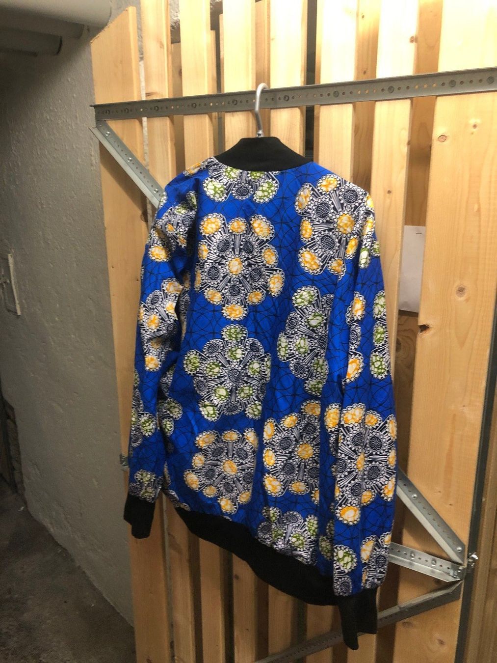 Giacche: Vintage Jacke Grösse L – Usato da Zürich venduto da Green_Jazz 1