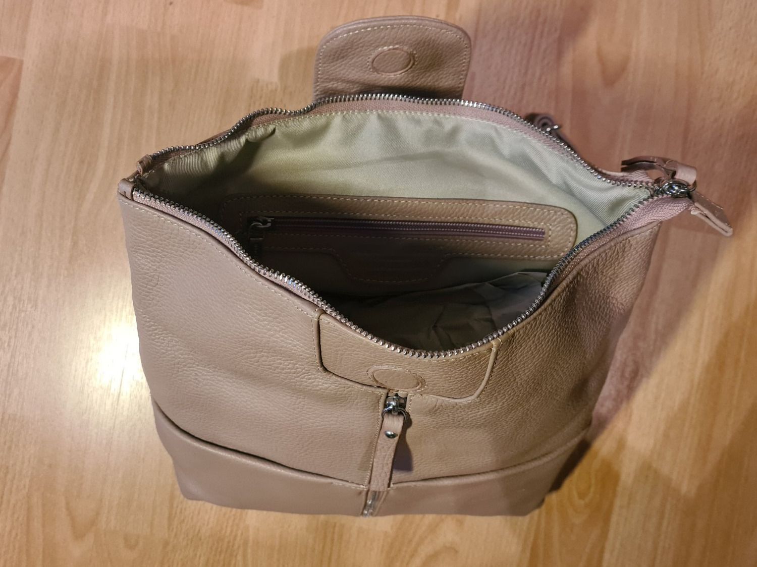 Zaini: Leder Damen Rucksack Beige – Nuovo (secondo la descrizione) da St. Gallen venduto da Demos86 2