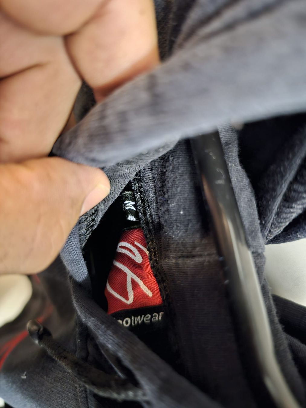 Maglioni & Felpe: Element Kapuzenpullover schwarz Grösse M gebraucht – Usato da Zürich venduto da iwa_7wfj 1