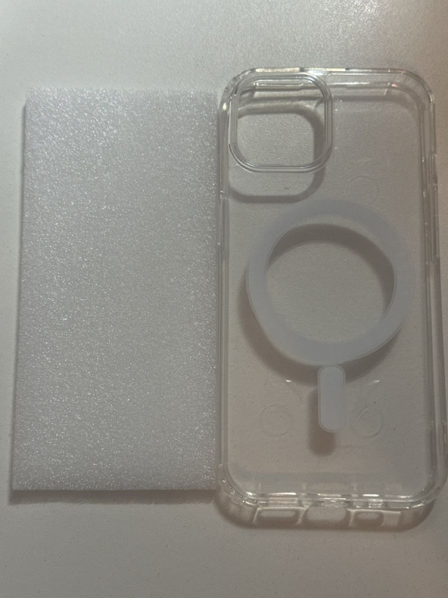 Cover & Protezioni schermo: Apple iPhone 15 MagSafe Hülle - Durchsichtig – Usato da Neerach venduto da Matug1248 1