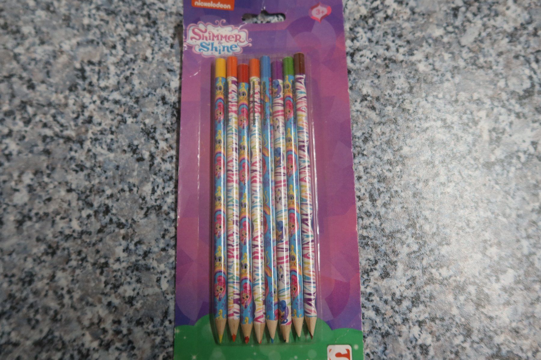 Make-up: 8 Coloured Pencils – Nuovo e nell'imballaggio originale da Täuffelen venduto da Cindybussy