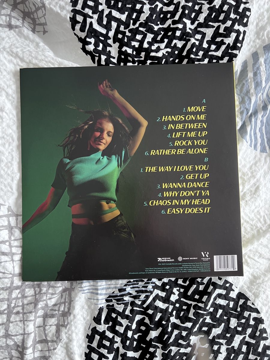 Dischi in vinile: Yvonne Catterfeld - Move (LP - Yellow) – Nuovo (secondo la descrizione) da Uetikon am See venduto da Rimas99 1