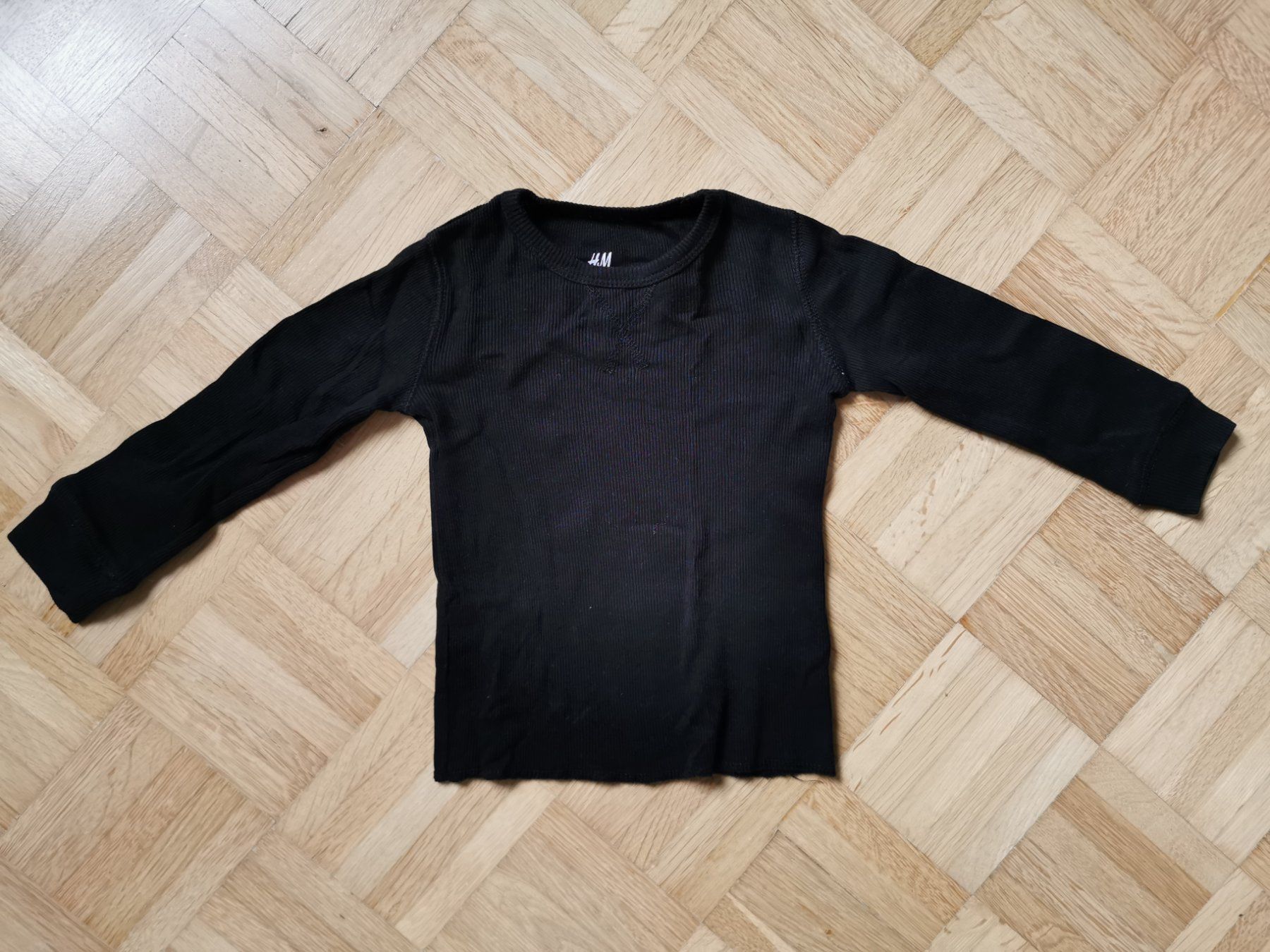 H&M Pullover & Sweatshirts: Langarmshirt H&M Gr. 92 – Gebraucht aus Stäfa von flamingo_17 1