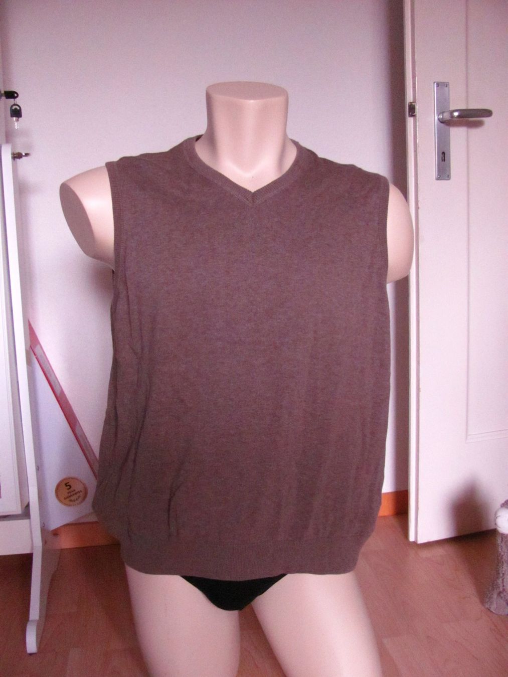 Gilet & Giacche: Gebrauchter Herren Pullunder Gr.XL Taupe – Usato da Gümligen venduto da Fantapanda