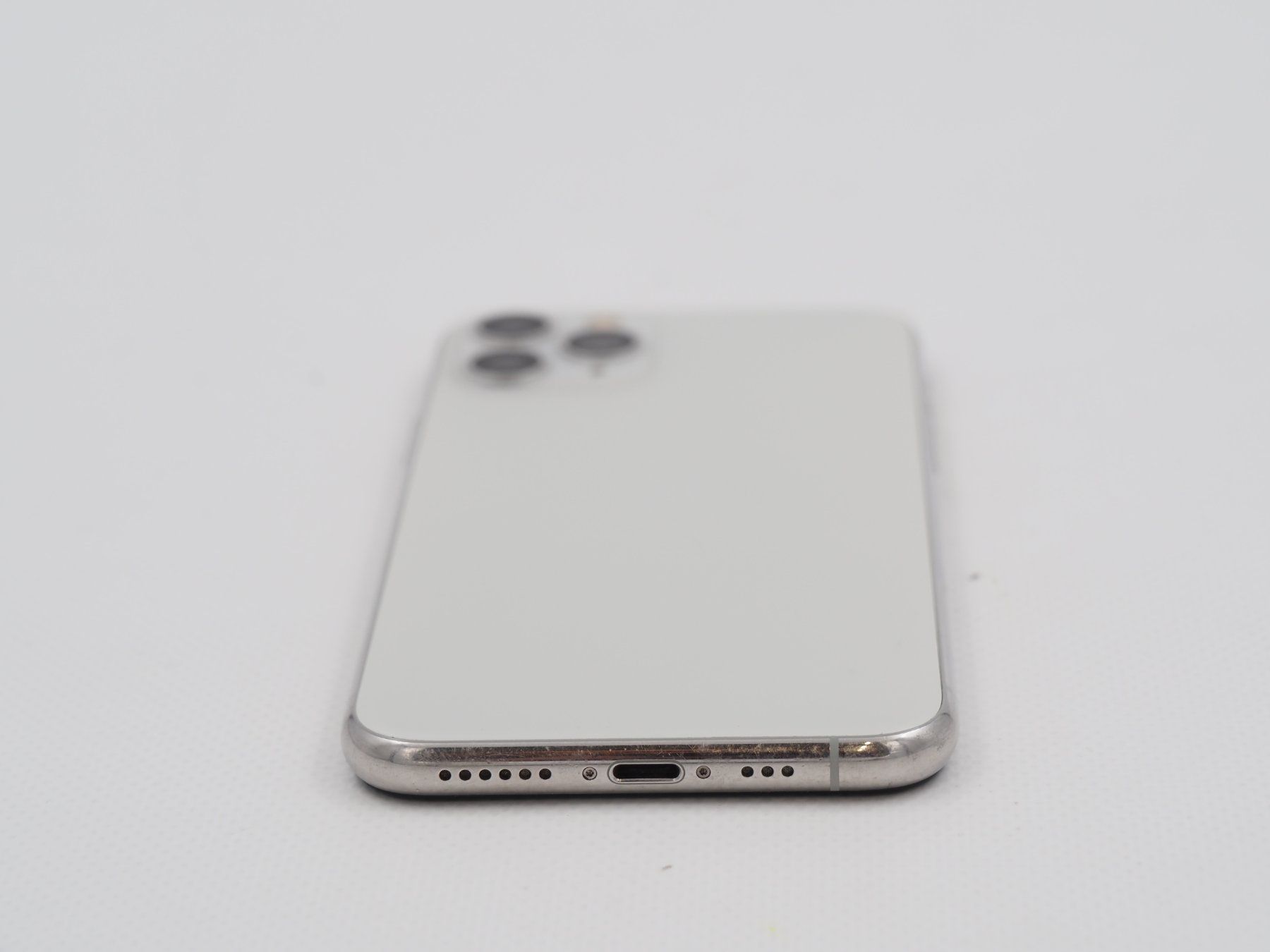 Apple Telefoni cellulari / Smartphones: APPLE iPhone 11 Pro iCloud gesperrt (26052901) – Difettoso da Zürich venduto da fundsachenverkauf 2