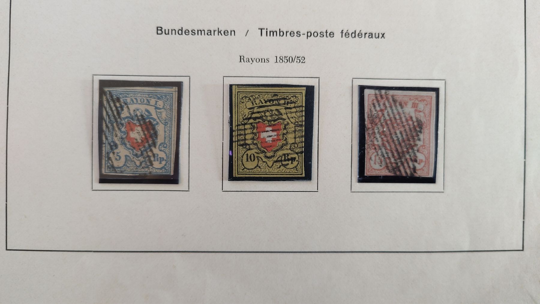 Tutti i francobolli: Grosses Briefmarken Album ab Rayons!!! – Usato da Bolligen venduto da PhilHan