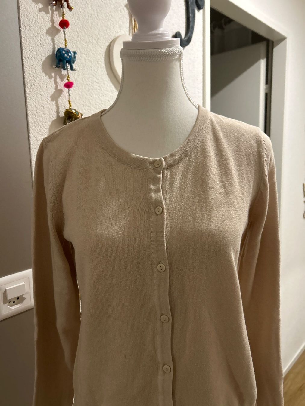 H&M Vestes: Jäckli beige von H&M – D'occasion à Brunnen par Nala2929 3