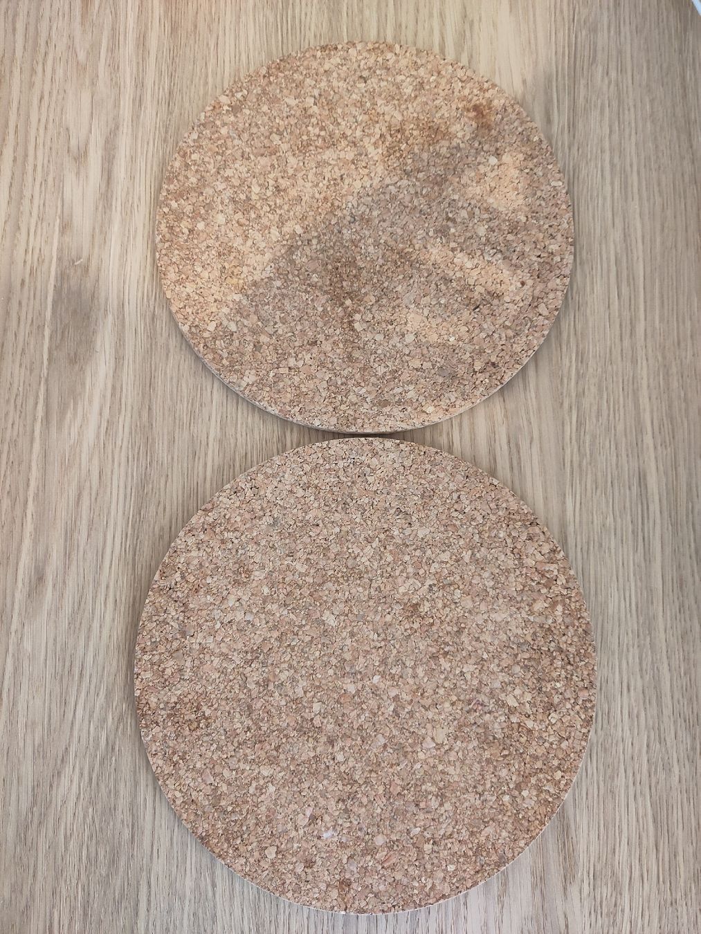 Dessous de verre: 2x Untersetzer Kork rund 22cm gebraucht – D'occasion à Effretikon par pemko