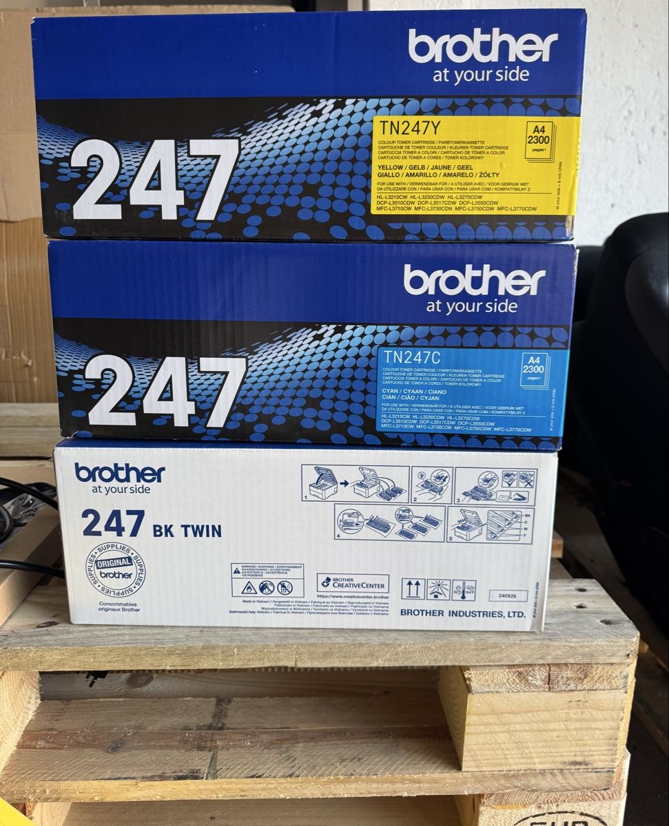 Brother Stampanti: Drucker Brother MFC-L3770CDW mit 3 Patronen – Usato da Bösingen venduto da riedom01 2