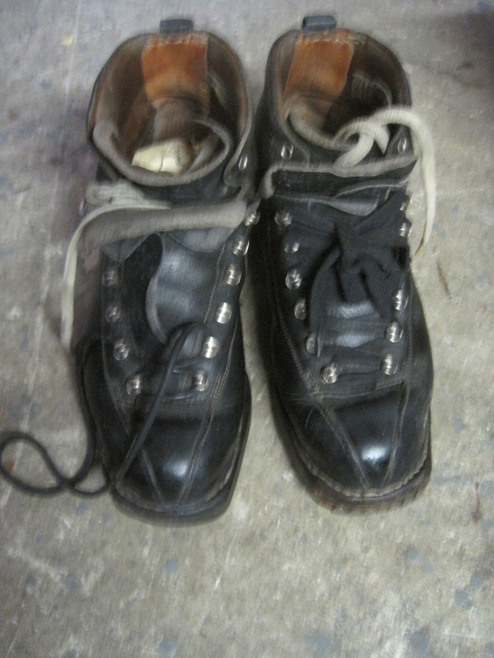 Chaussures hommes: Dufour Star - uralte Skischuhe – D'occasion à Bischofszell par Joachim-115
