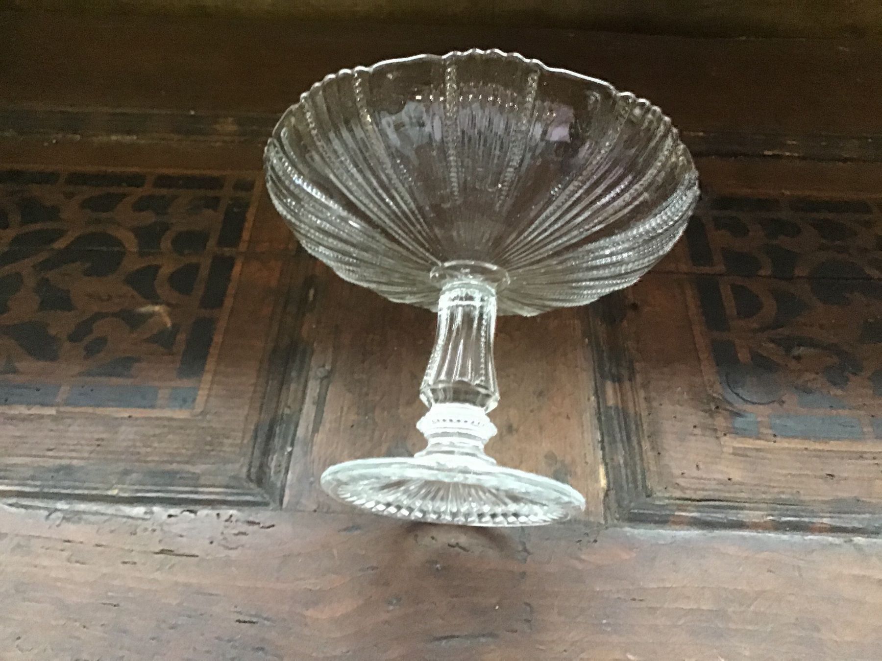 Bicchieri: Antike Glas Fussschale – Usato da St. Gallen venduto da Goldlilly