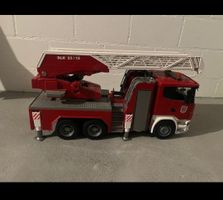 Bruder Scania Feuerwehr Auto