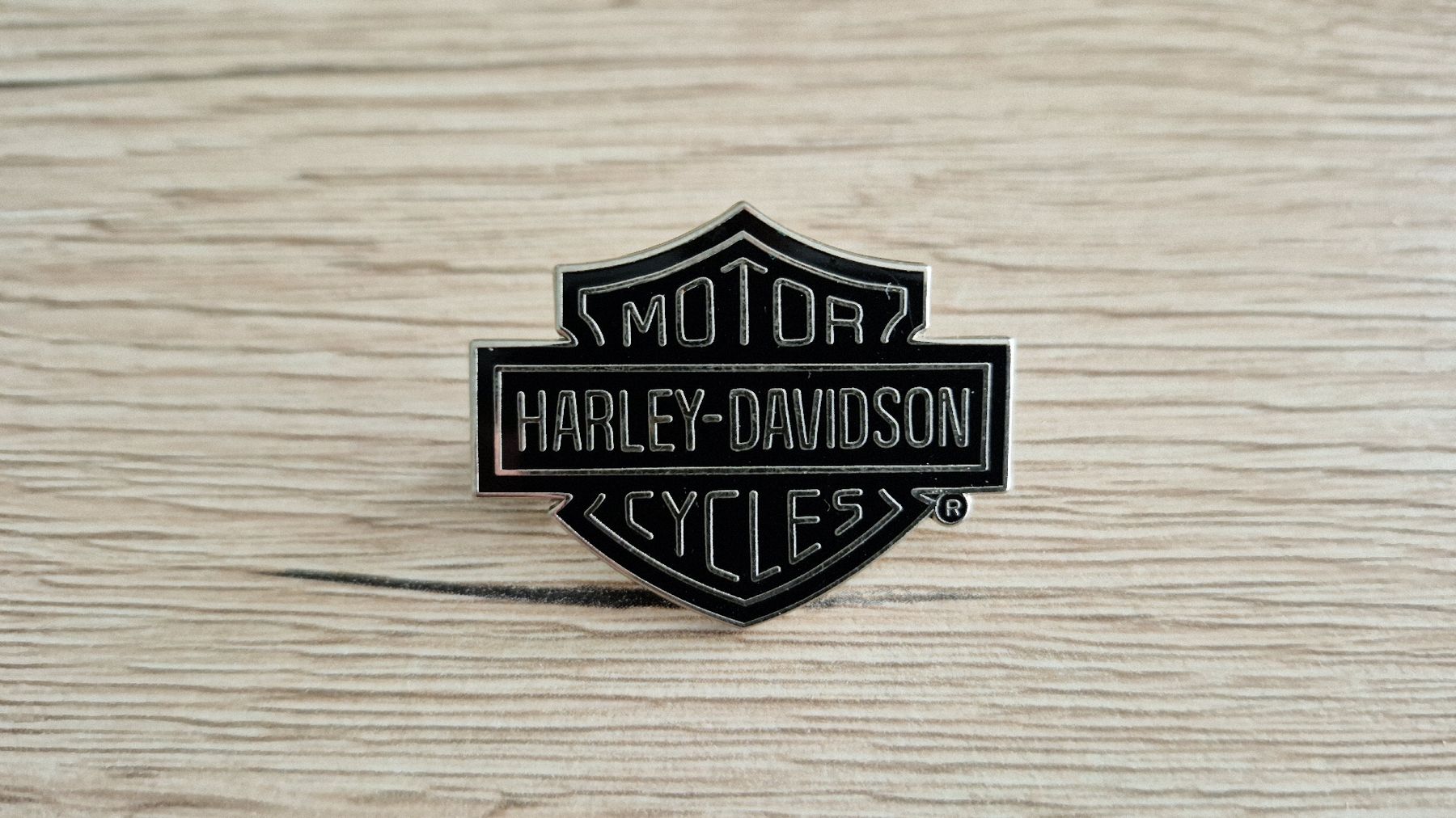 Harley-Davidson Plaketten & Abzeichen: pin's Harley-Davidson  – Gebraucht aus Cousset von maurerjohann