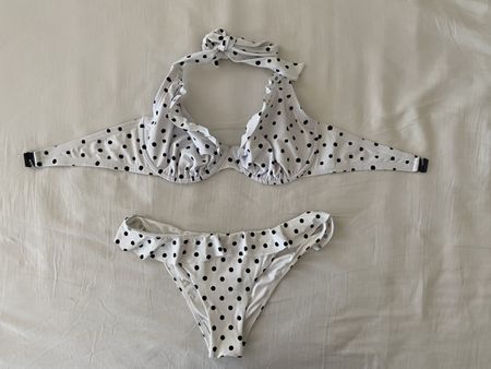 Bikini Gr. 36 E weiss mit Punkten Figleaves & Bershka Set