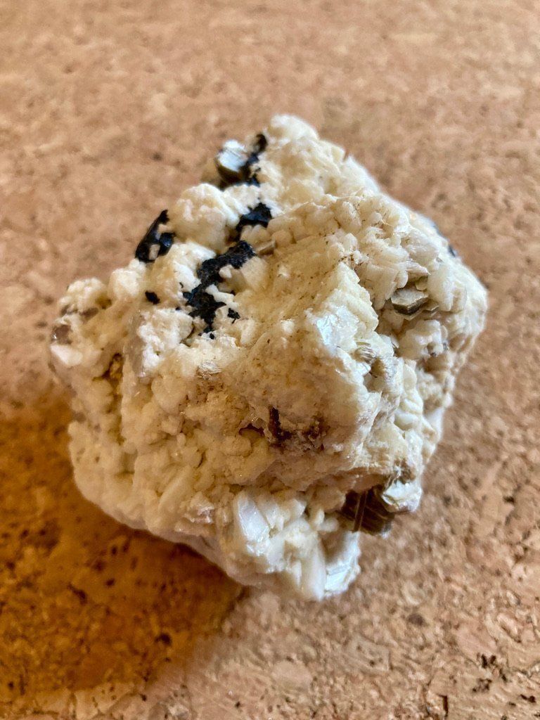 Minerali & Pietre curative: Turmalin/ Albit – Nuovo (secondo la descrizione) da Biberist venduto da Steine 3