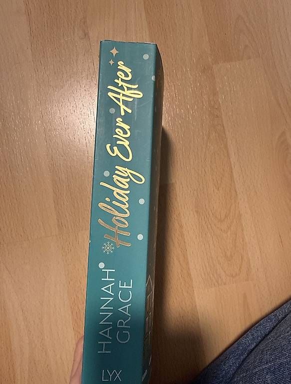 Libri: Buch Holiday Ever After Roman – Usato da Alchenflüh venduto da selina077 2