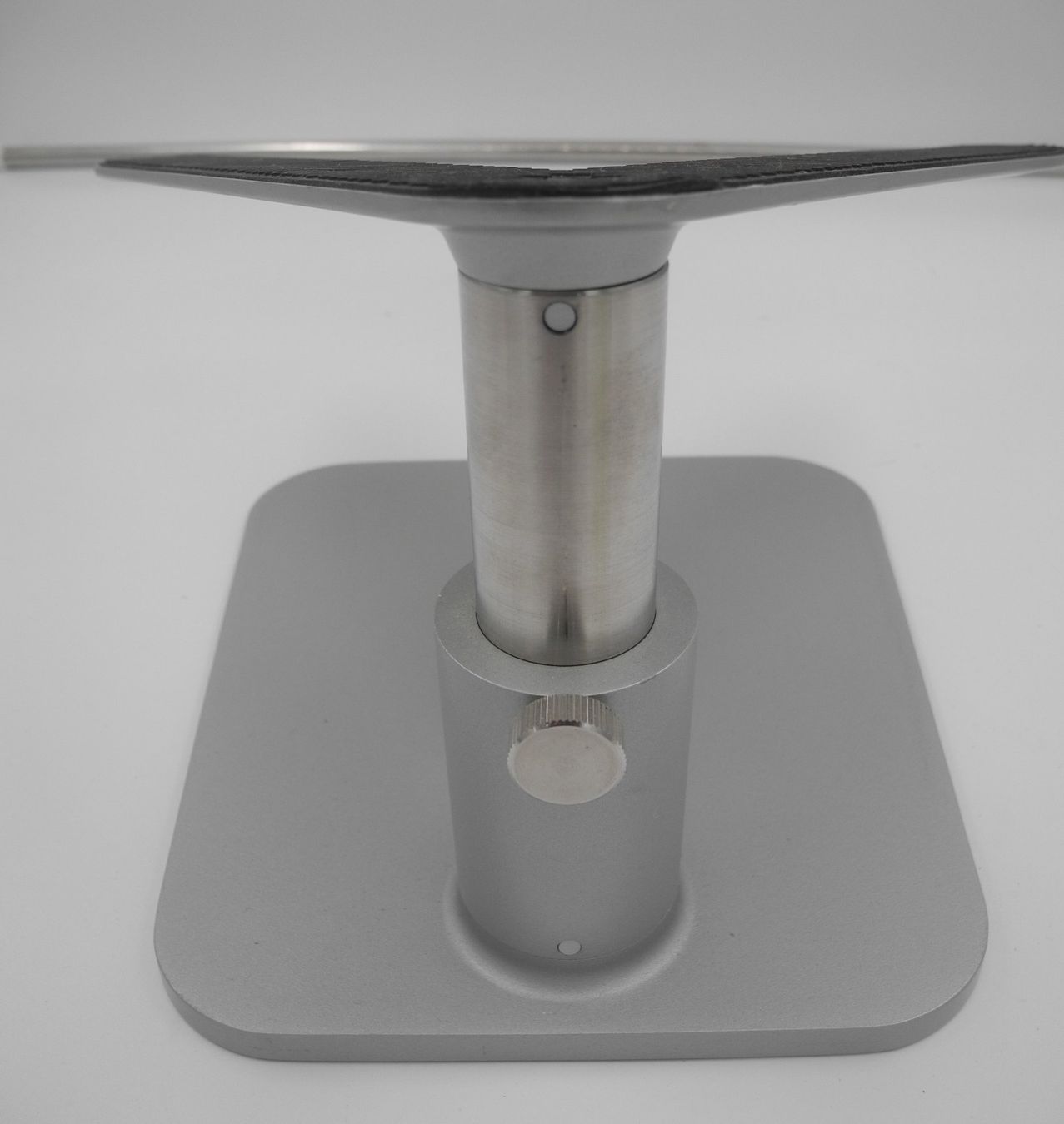 Supporti a parete: Hirise for MacBook, Nr. 87b – Usato da Kottwil venduto da Crazyrolf 2
