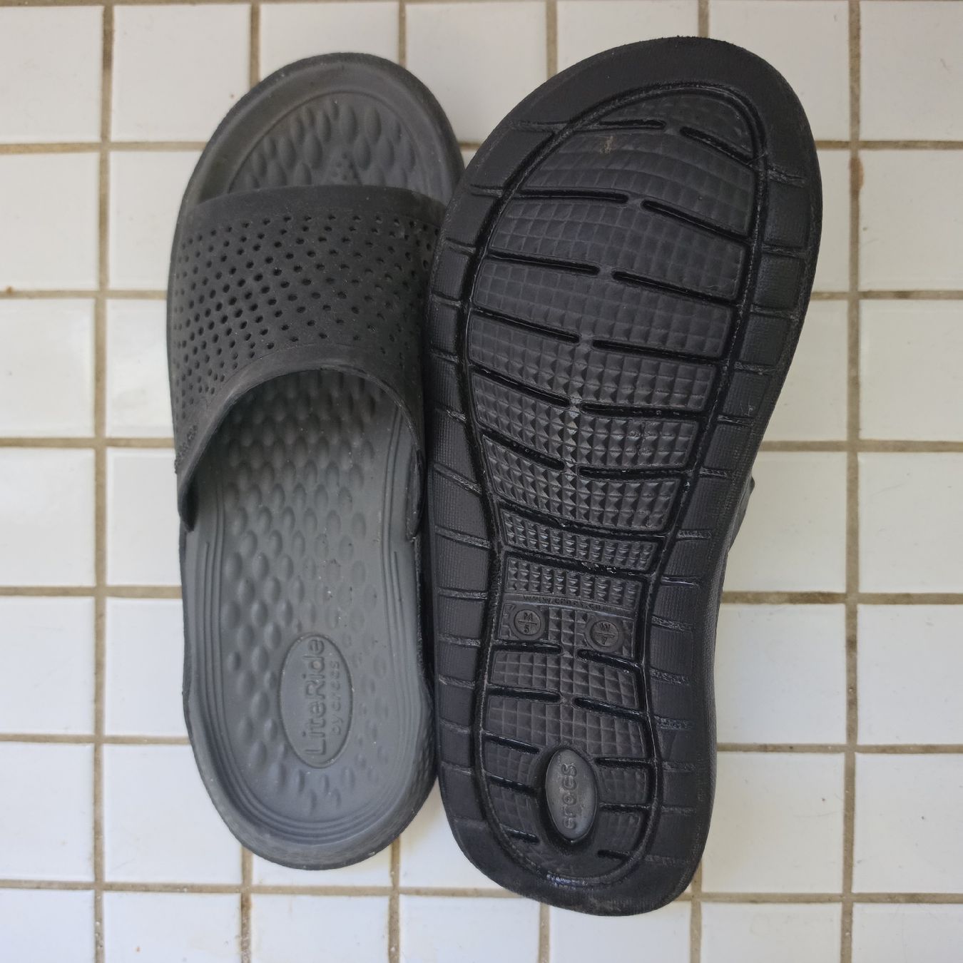 Damenschuhe: Crocs LiteRide  – Gebraucht aus Dübendorf von Hexenhaus0 1