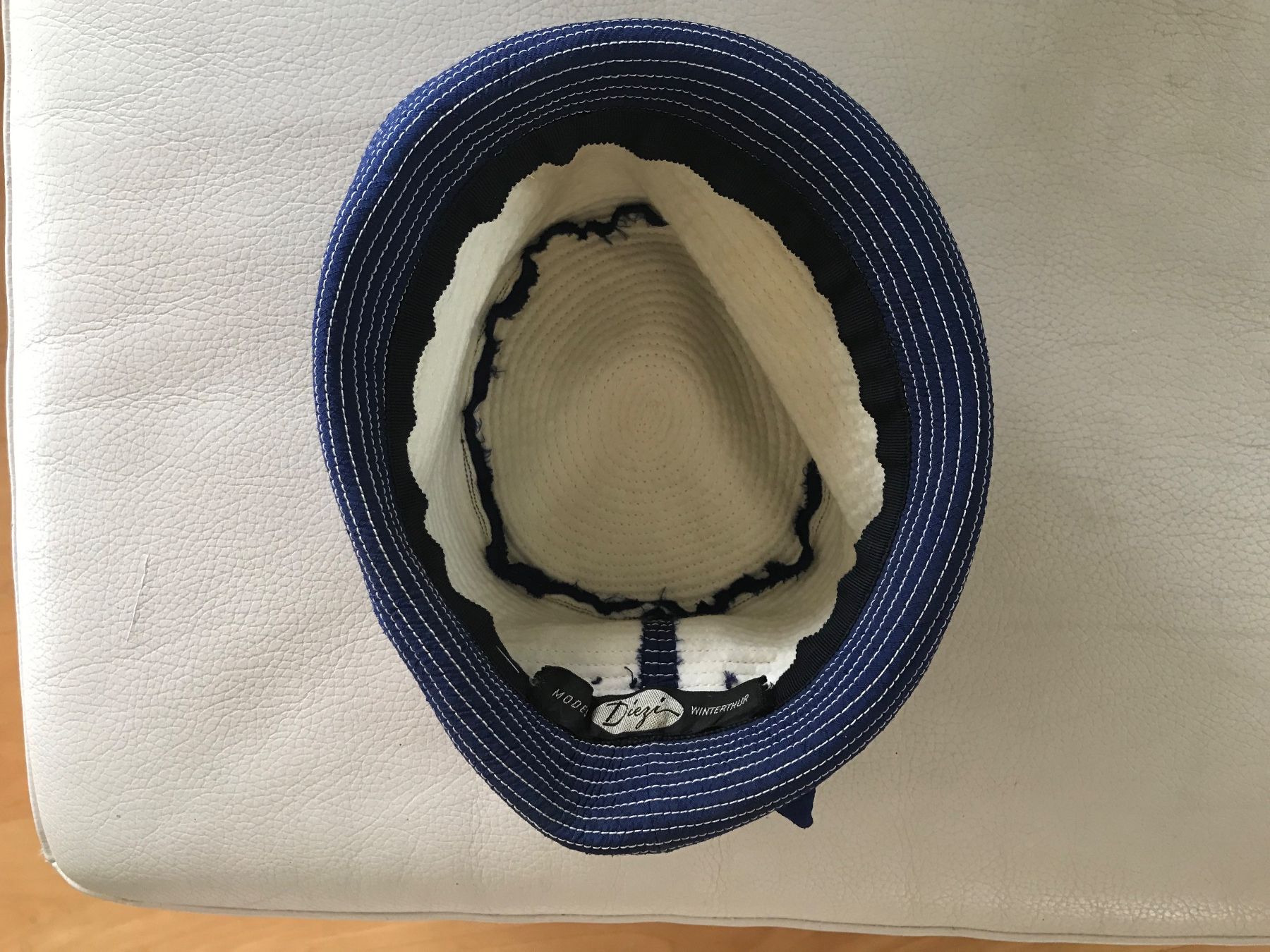 Autres vêtements garçon: Vintage Sommerhut mit Schleife – D'occasion à Hittnau par Noppi 4