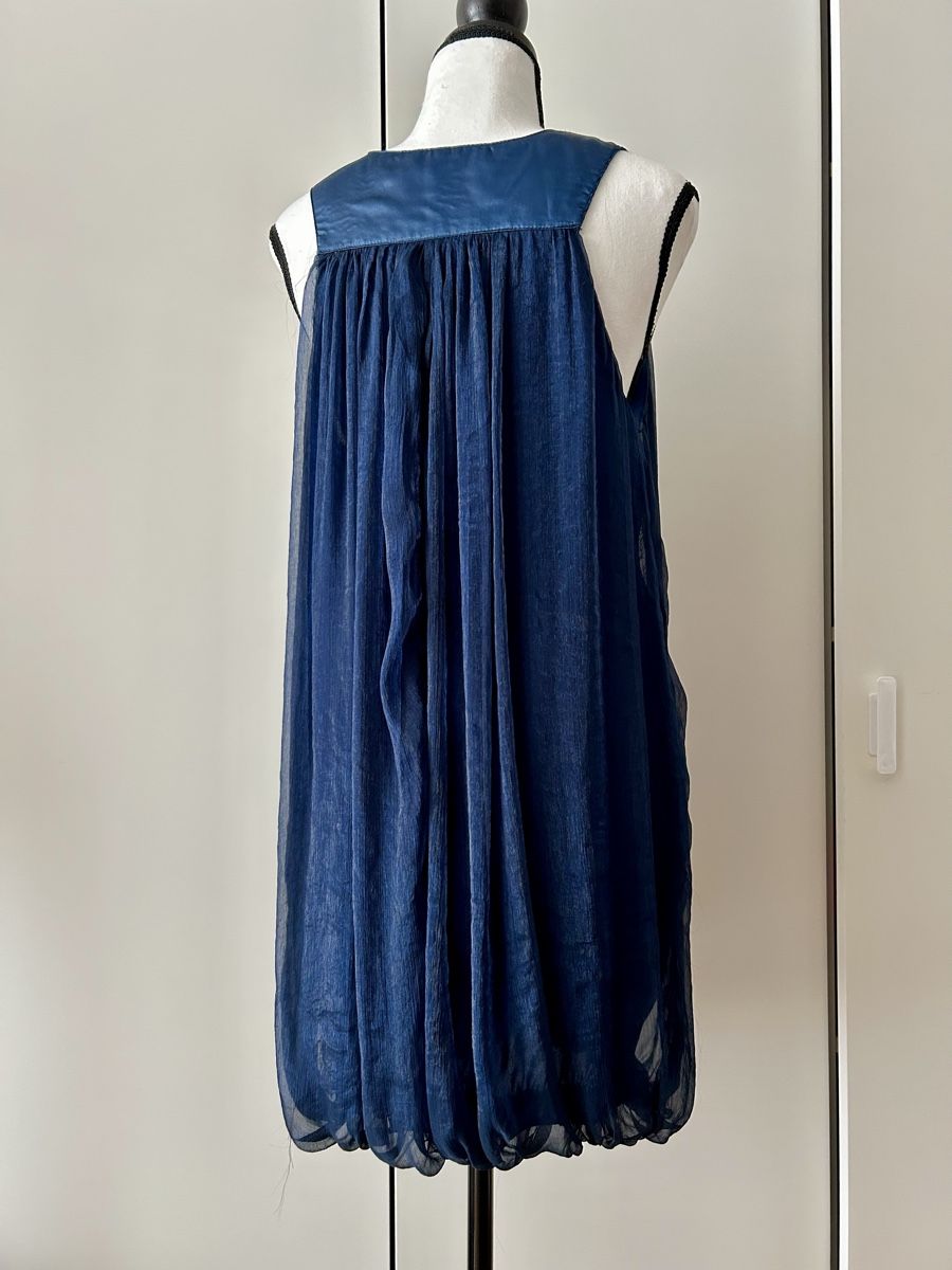 Vestiti: Robe Modelli bleue foncé – Usato da Genève venduto da NipponiaNippon 2