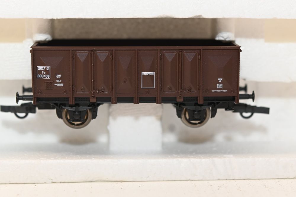 LOT WAGONS COUVERTS sncf HO ROCO réf 46444; 46289; 46153;46448 EUR 69