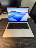 14" MacBook Pro M2 Pro, 16 GB, 512 GB, Silber – Top-Zustand